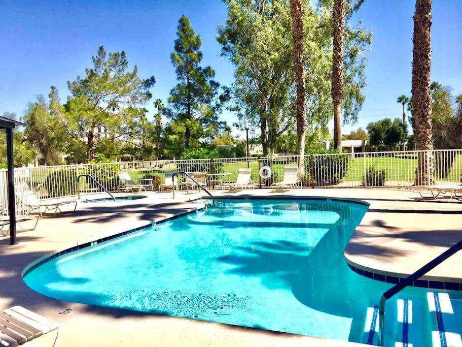 Desert Princess Villa Palm Springs Area Кътидръл Сити Екстериор снимка